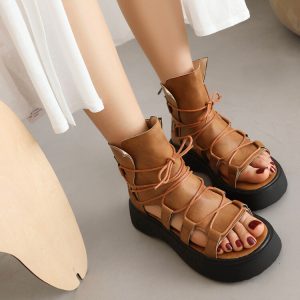 Women's Street Style Open Toe Platform Sandals with Cross Straps and Metal Accents